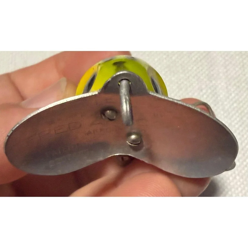 Fred Arbogast Jitterbug Jointed Fishing Lure Yellow Frog Pattern Vintage NB043‎